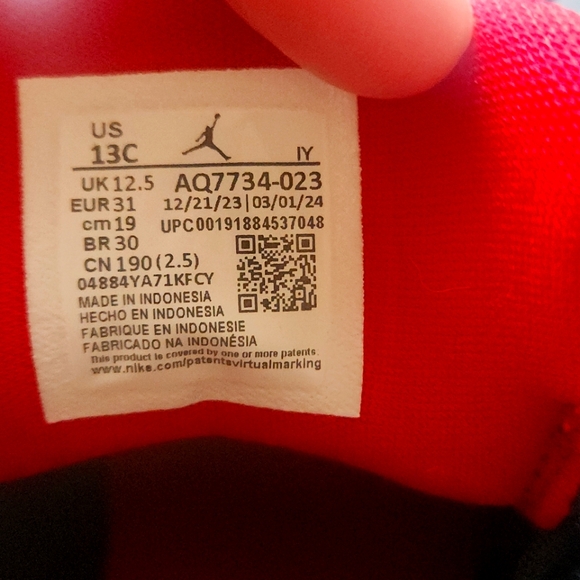 Kids nike air jordan brand new 13c with box - Picture 6 of 6